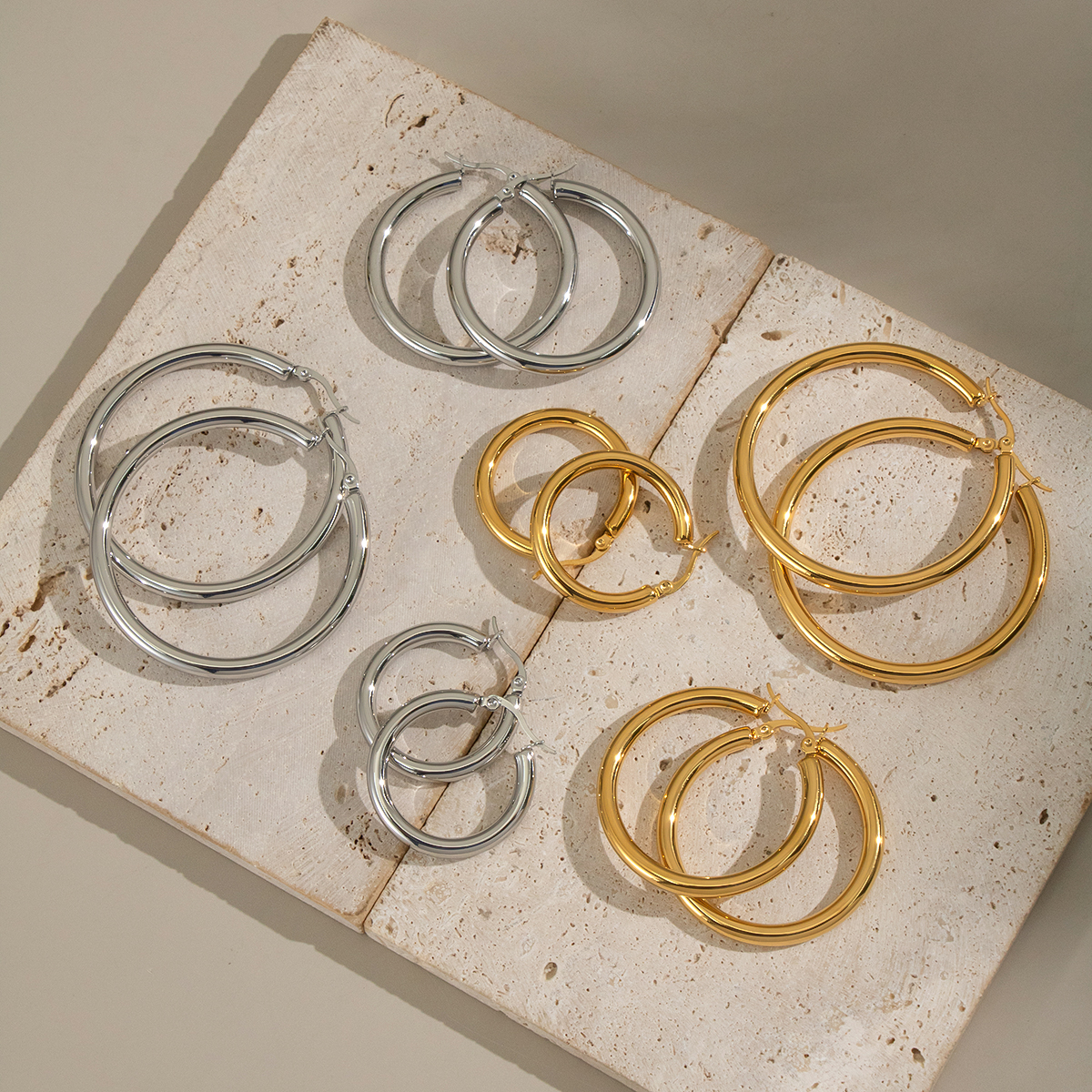 1 Pair Circle Stainless Steel Waterproof Gold Color Basic Hoop Earrings h5 Picture2