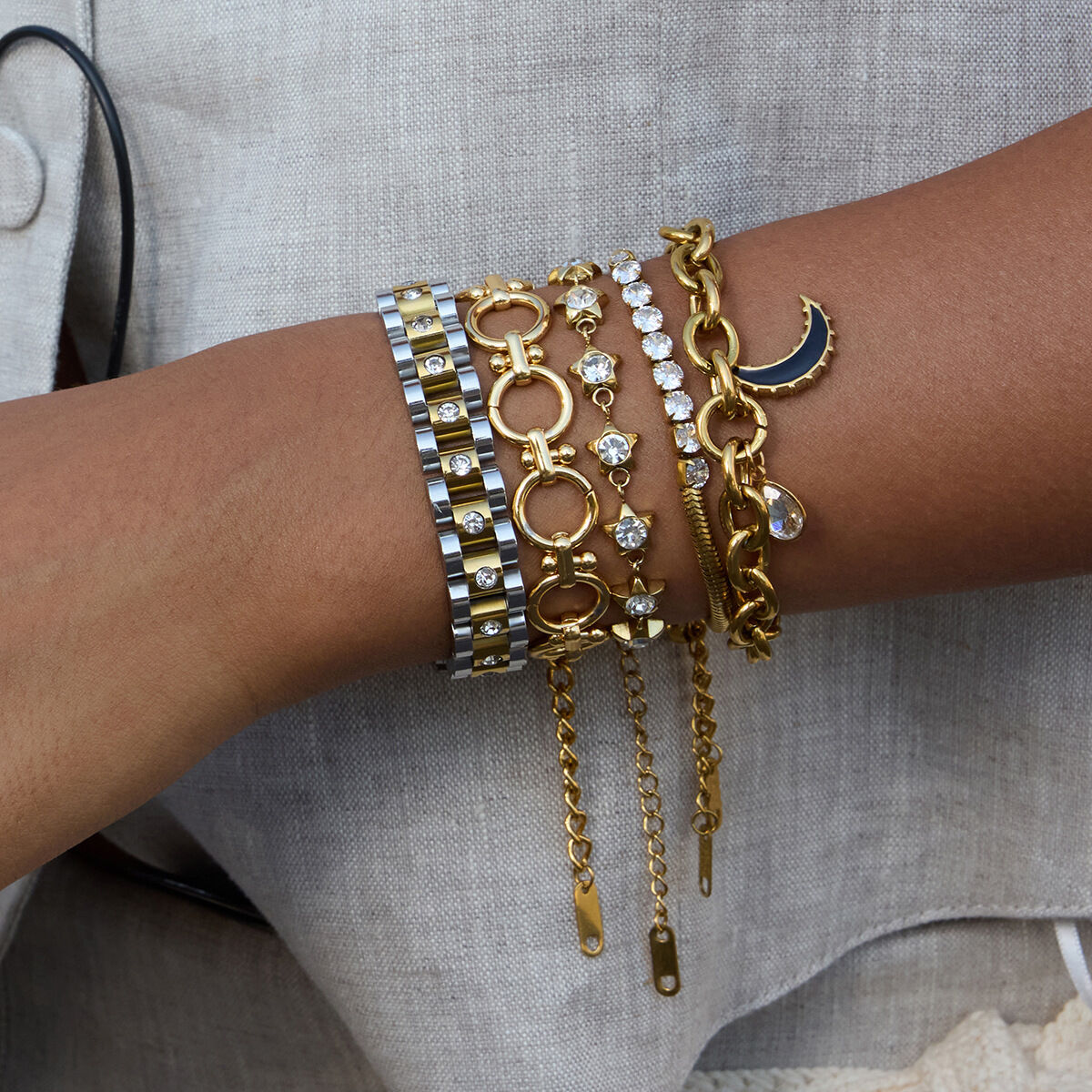 1 Stück Klassisches Mond-Armband aus Edelstahl, wasserdicht, goldfarben, für Damen