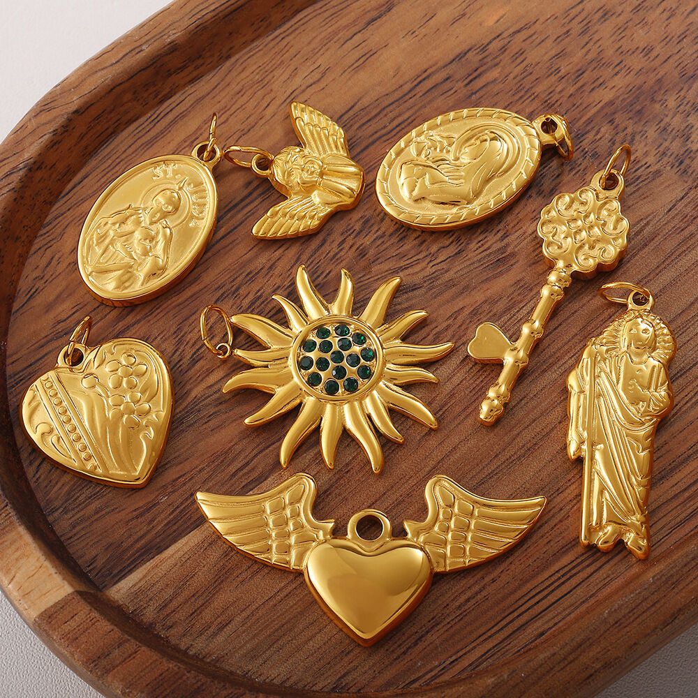 1 Piece Heart Stainless Steel Waterproof Gold Color DIY Pendant Picture3