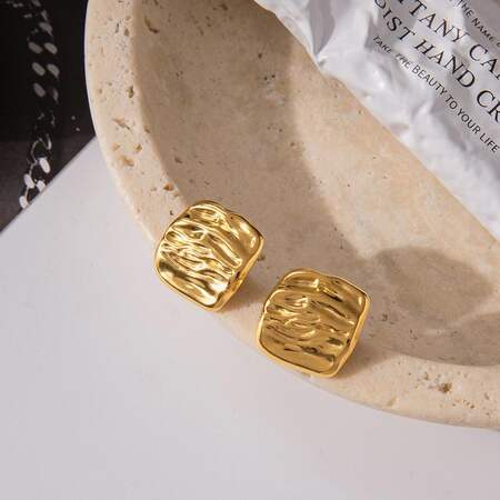 1 Pair Delicate Ripple Strip Stainless Steel Waterproof Gold Color Women's Stud Earrings 2