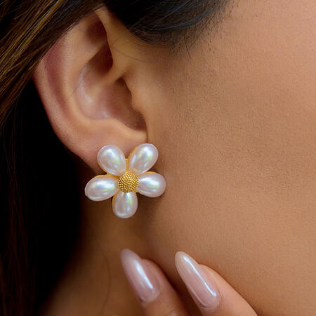 1 Pair Elegant Flower Stainless Steel Waterproof Gold Color Shell Women's Stud Earrings