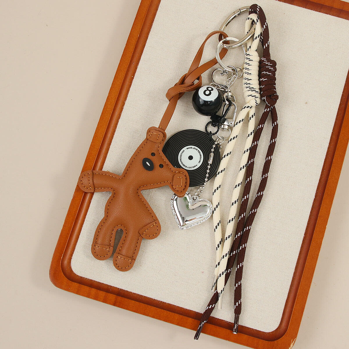 1 Stück einfache Serie niedlichen Cartoon Bär PU Damen Tasche Charms h5 Bild2