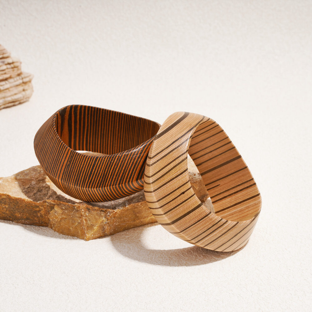1 Piece Wood Statement Bangle Picture5
