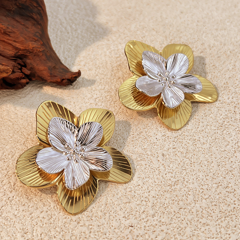 Ohrringe-Set Aus Edelstahl Mit Blumenmuster, Wasserdicht, In Verschiedenen Farben Bild2