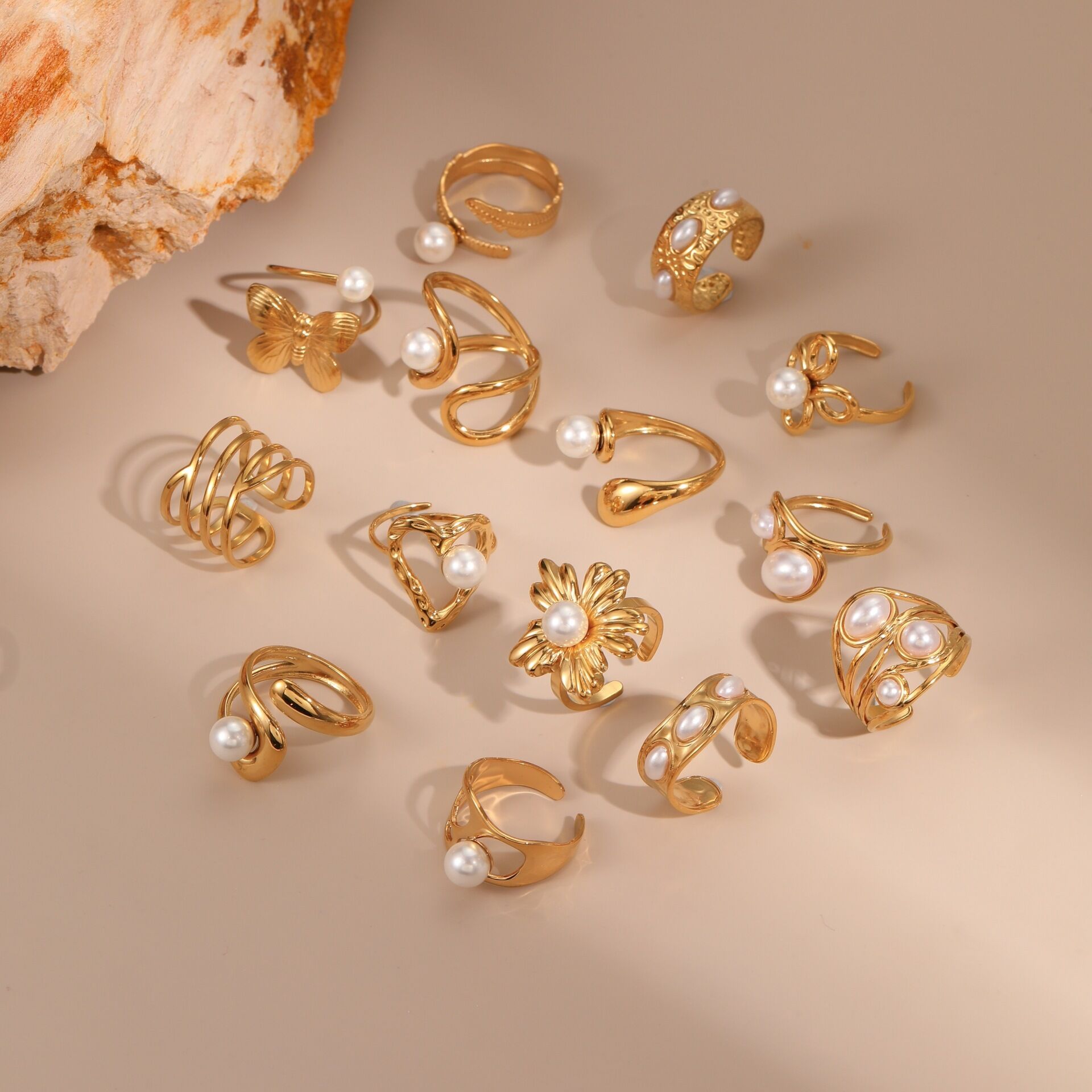 1 Piece Simple   Flower Irregular Shape Twist Stainless Steel Waterproof  Gold Color  Statement Rings h5 Picture2