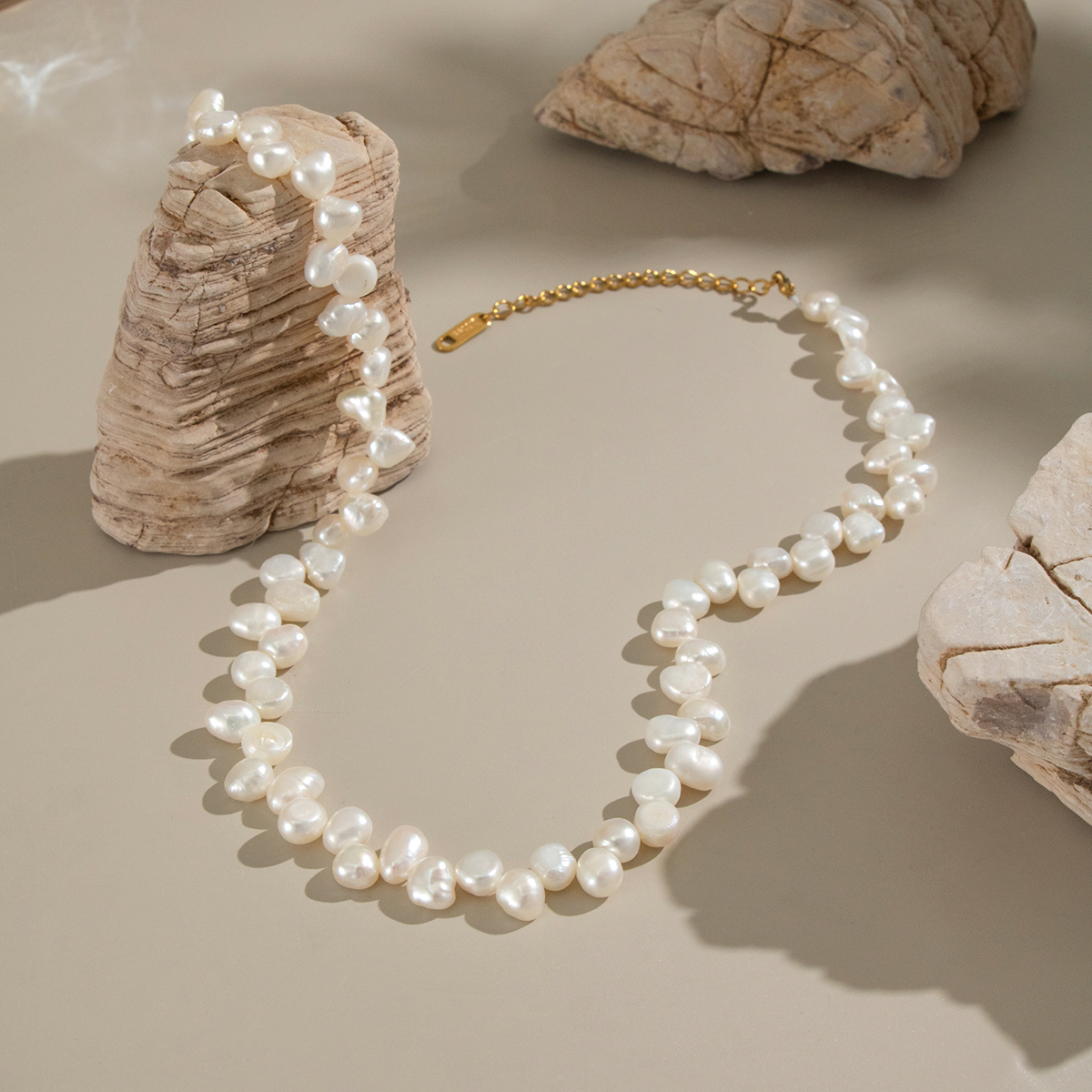 1 Piece Luxurious Series Stainless Steel Gold Color Pearl Beaded Necklace 2