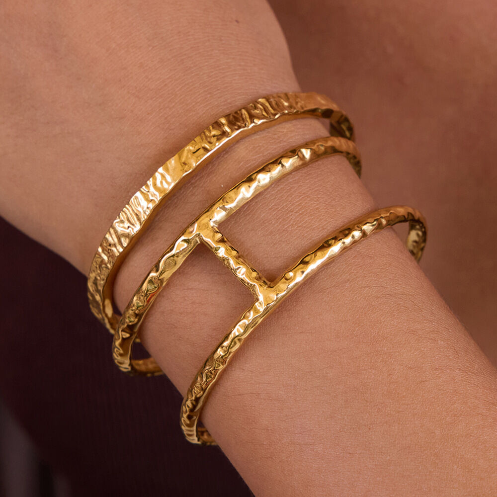 1 Stück Armreif für Damen, gehämmert, aus Edelstahl, wasserdicht, goldfarben