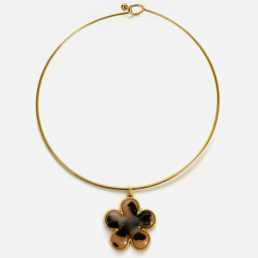 1 pezzo di collana girocollo color oro con cuore in resina leopardata