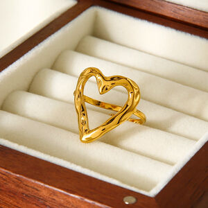 1 Piece Romantic Simple Heart Stainless Steel Waterproof Gold Color Womn's Statement Rings h5 Picture4