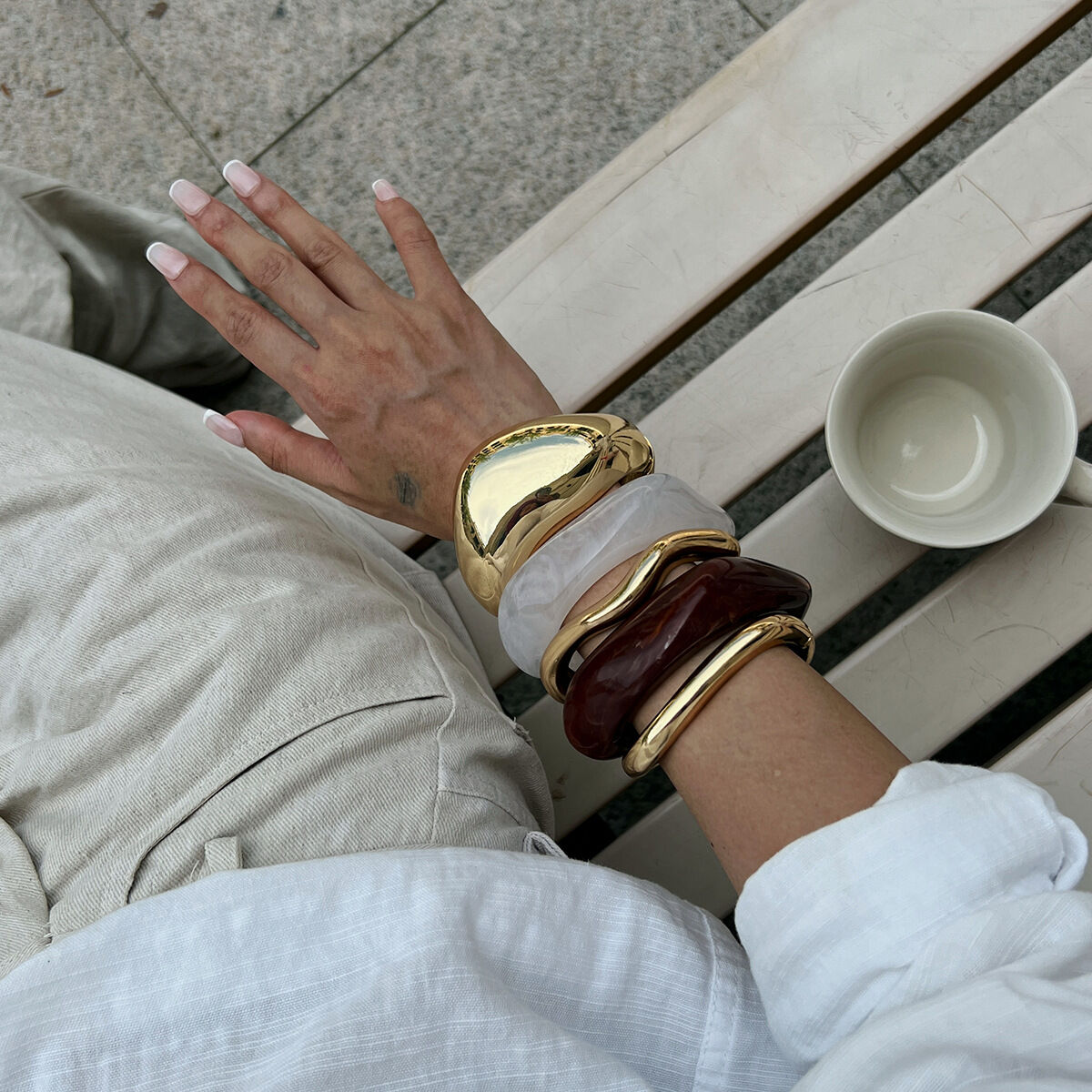 1 Piece Retro Irregular Shape Bangle Picture4