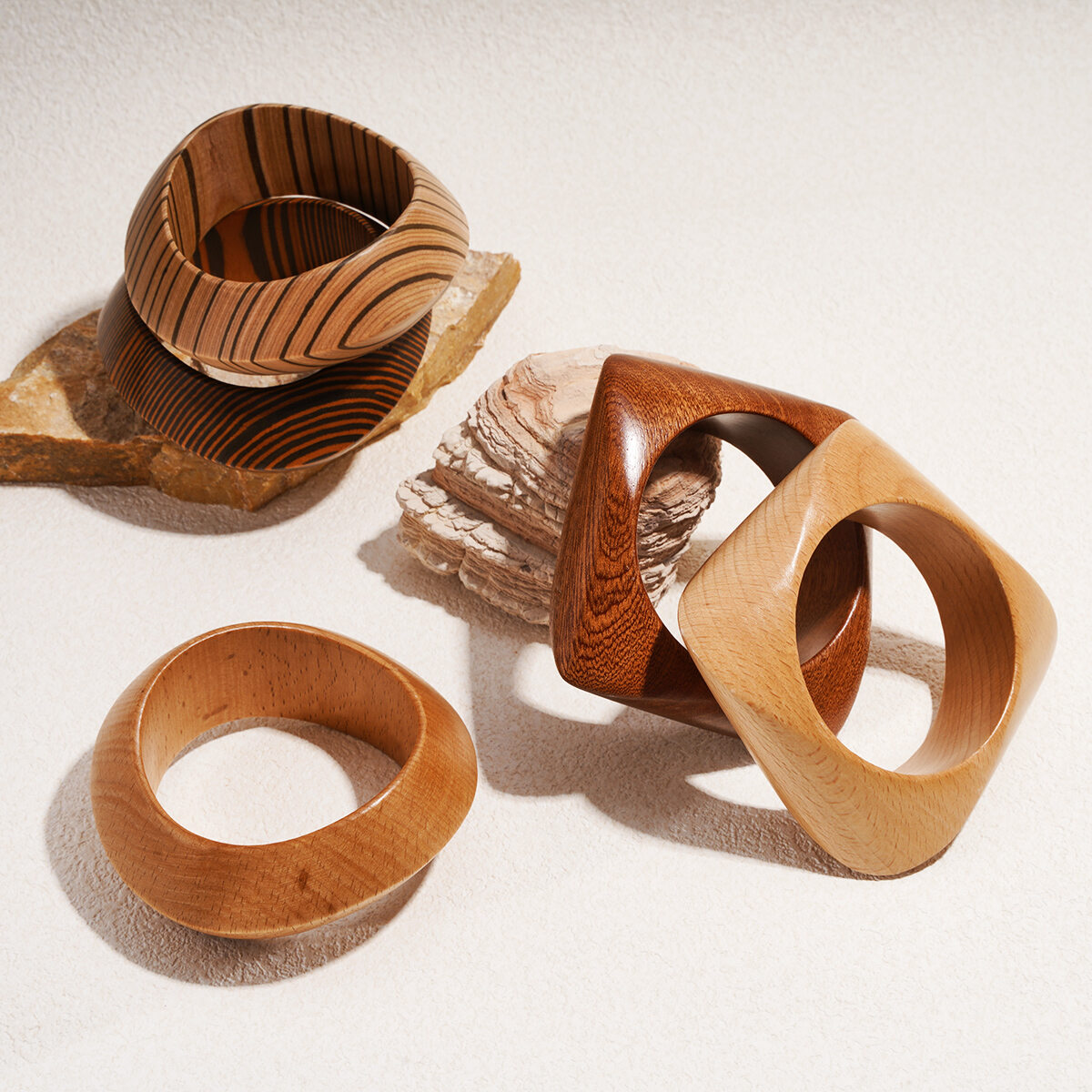Bracelet jonc en bois 1 pièce 2