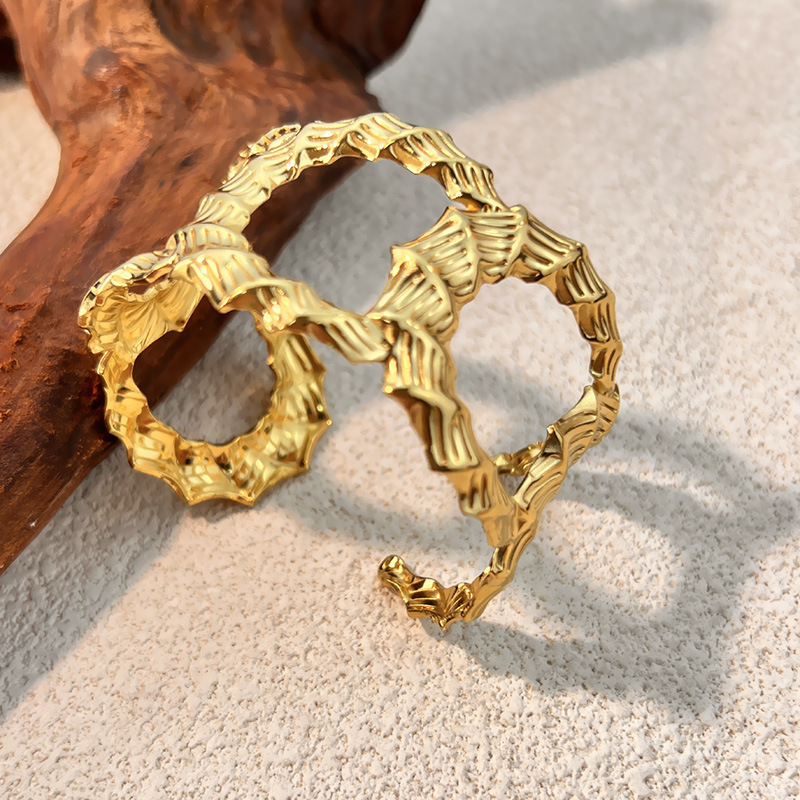 1 Stück Unregelmäßig Geformtes, Wasserdichtes Armband Aus Edelstahl In Goldfarbe Bild2
