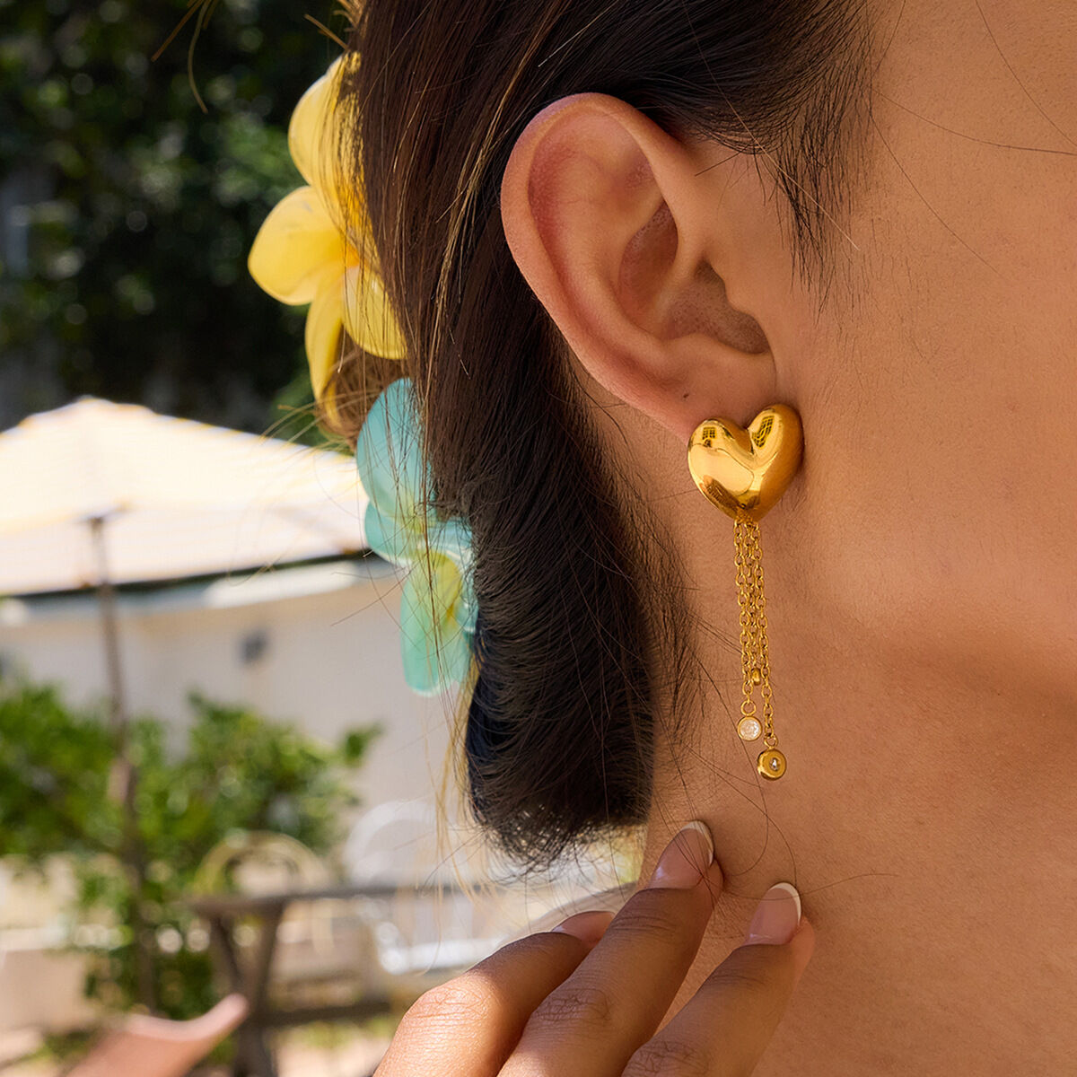 1 par de pendientes colgantes de acero inoxidable con borlas de corazón romántico, resistentes al agua, color dorado, para mujer 2