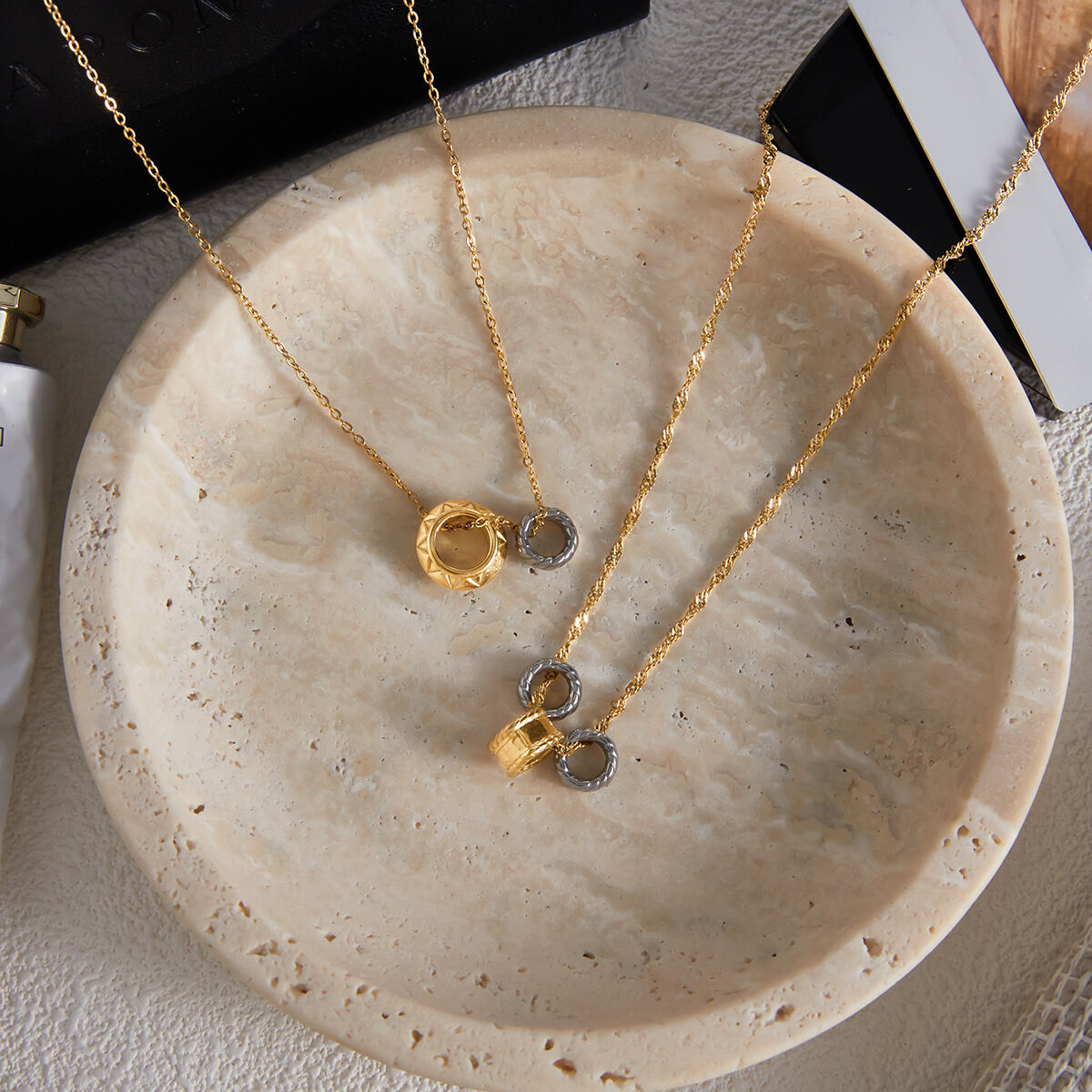 1 Piece Simple Circle Stainless Steel Waterproof Gold&Silver Color Women's Pendant Necklaces h5 Picture5