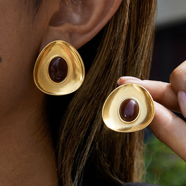 1 Pair Vogue Circle Resin Stainless Steel Waterproof Gold Color Women's Stud Earrings