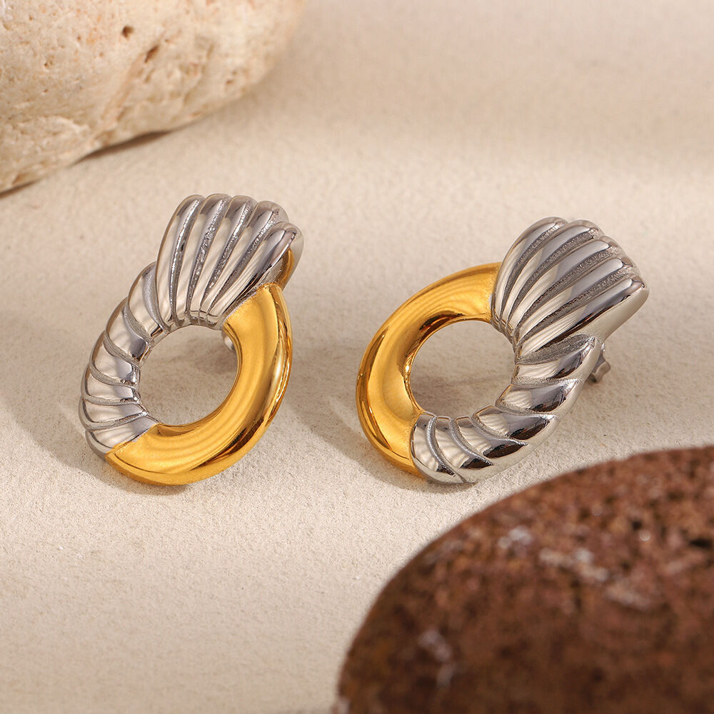 1 Pair Casual Circle Stainless Steel Waterproof Gold Color Women's Stud Earrings h5Picture4