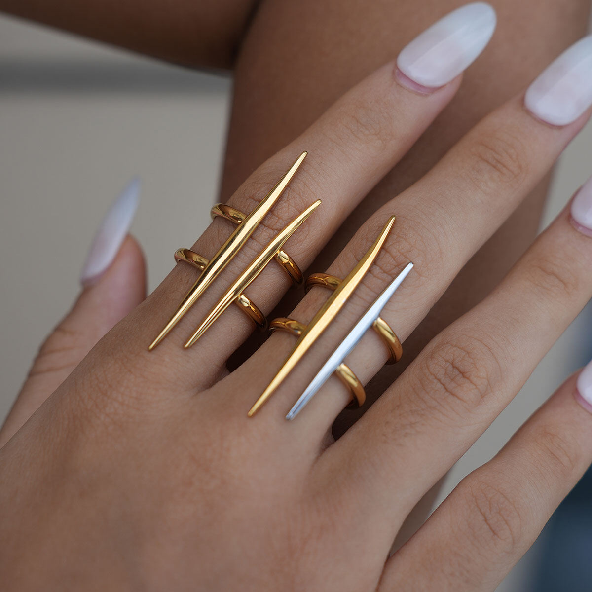 1 Piece Simple Lines Stainless Steel Waterproof   Gold Color Woemn's Statement Rings Picture3