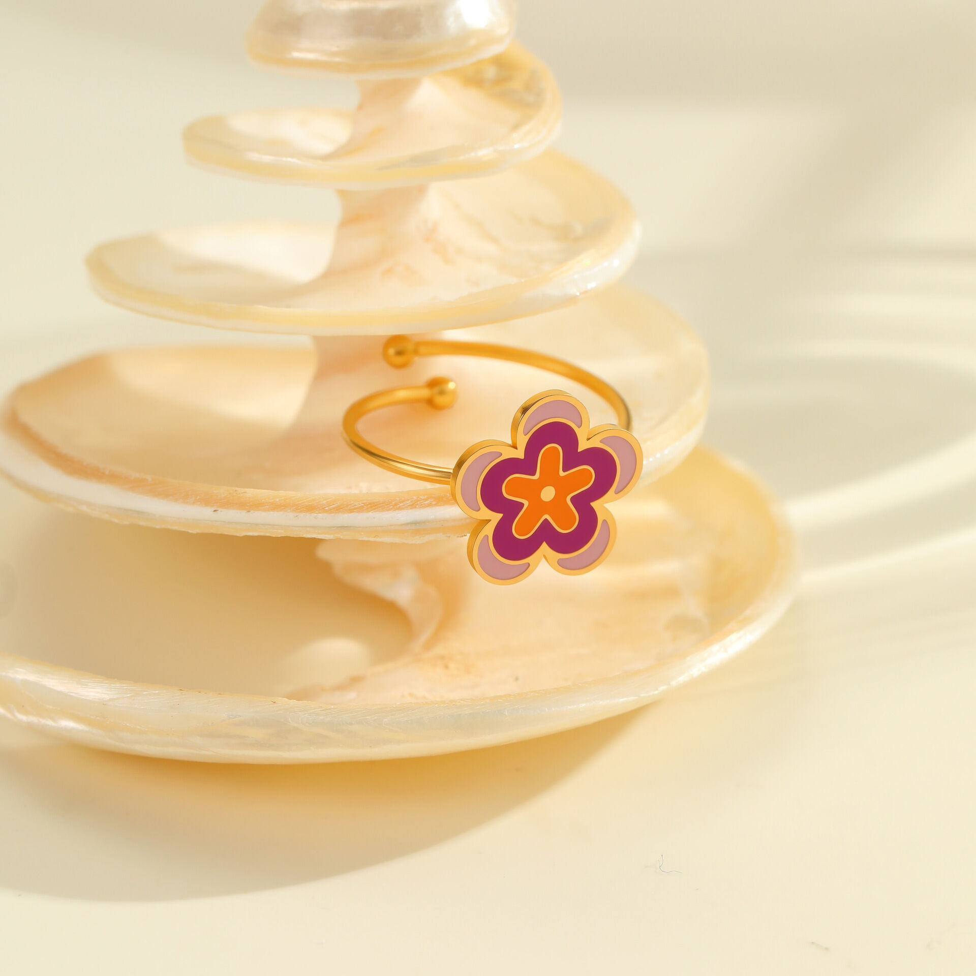 1 Piece Simple Sweet Flower Smiling Face Stainless Steel Waterproof Women's Statement Rings h5 Picture4