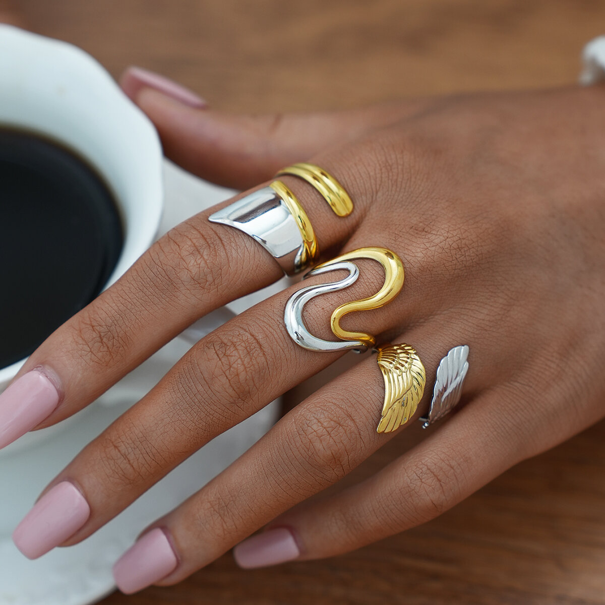 1 pezzo retrò misto color oro e argento colori ali in acciaio inossidabile impermeabile anelli da donna 2