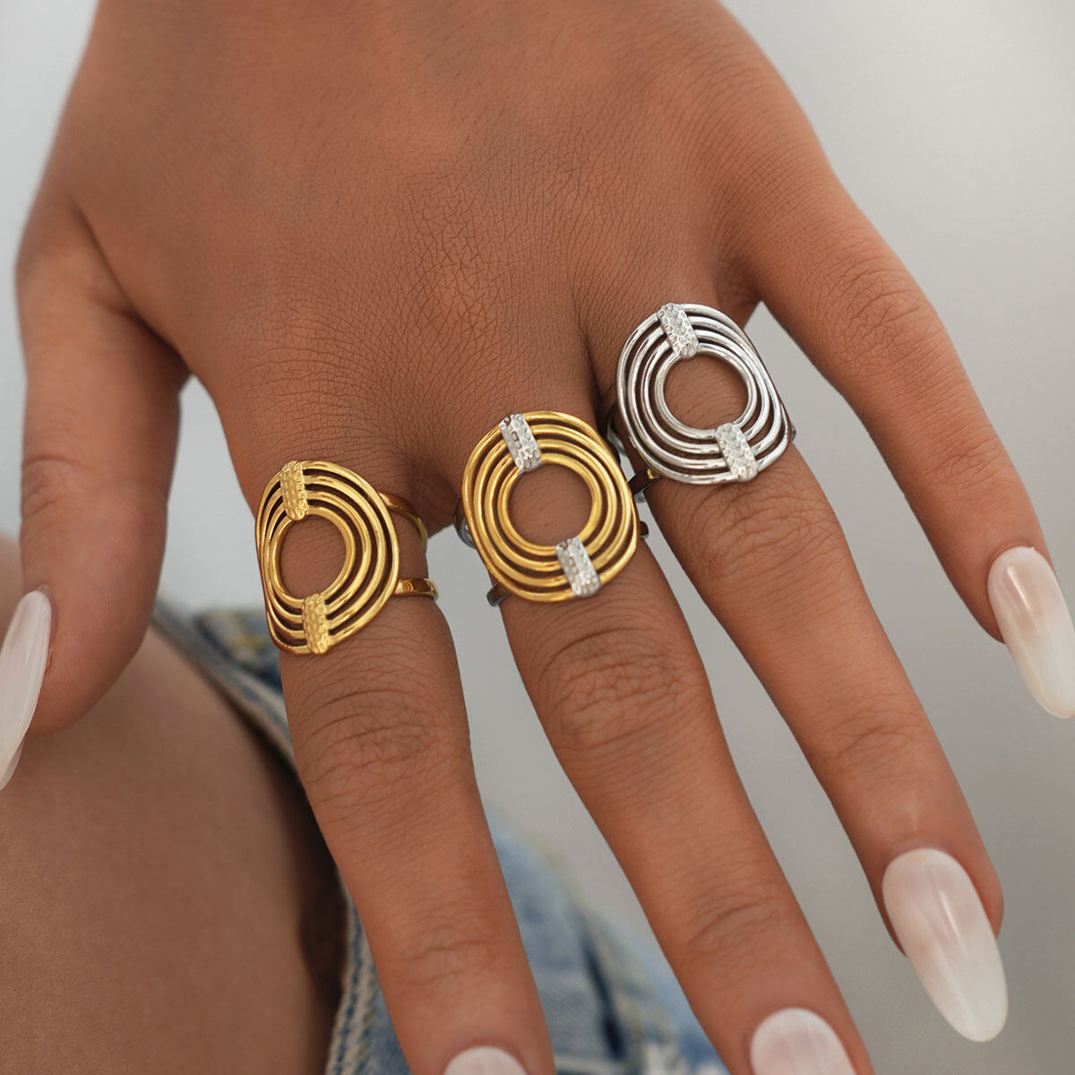 1 Piece  Casual Circle Stainless Steel Waterproof   Gold Color  Women's Statement Rings h5 Picture6