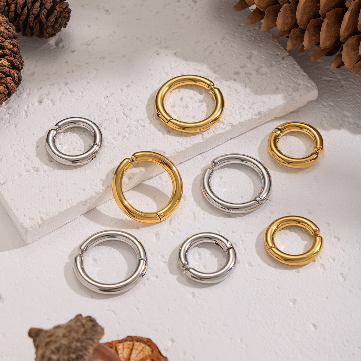 1 Pair Circle Stainless Steel Waterproof Gold Color Ear Cuffs h5 Picture2