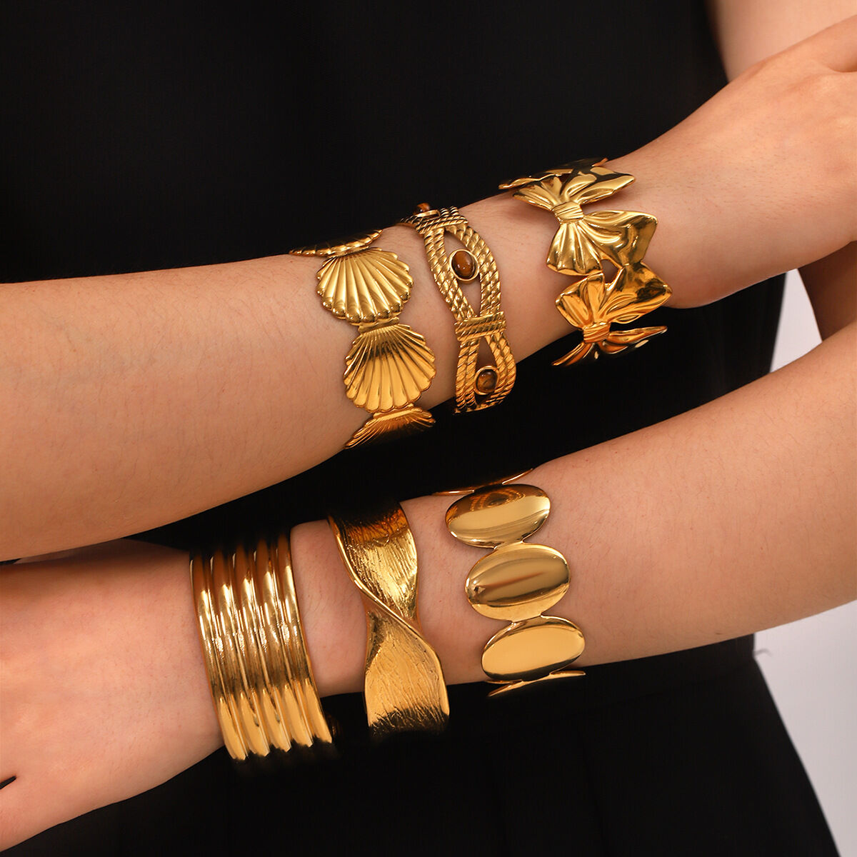 1 Piece Simple  Irregular Shape Butterfly Stainless Steel Waterproof   Gold Color  Women's Bangles