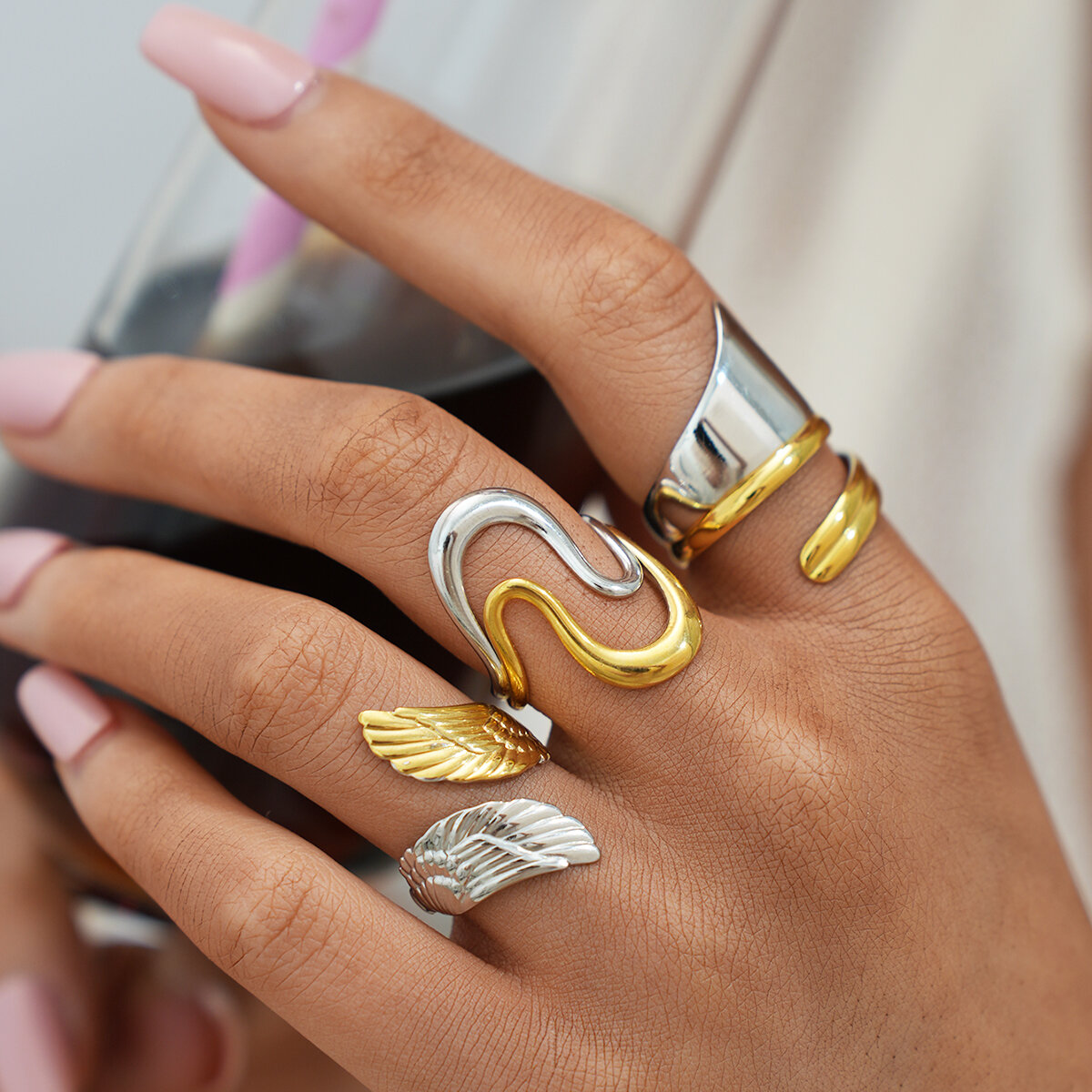 1 Piece Retro Mixed Gold Color And Silver Colors Wings Stainless Steel Waterproof  Women's Statement Rings Picture4