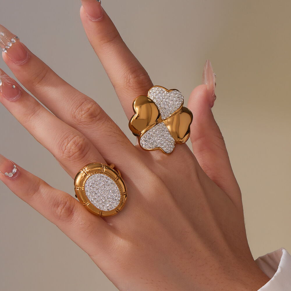 1 Piece Lustrous Clover Stainless Steel Waterproof Gold Color Statement Rings Picture4