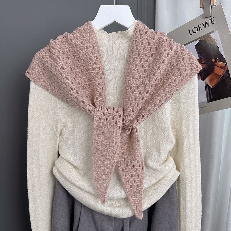1 Piece Hollowed-out Triangular Scarf Shawl h5 