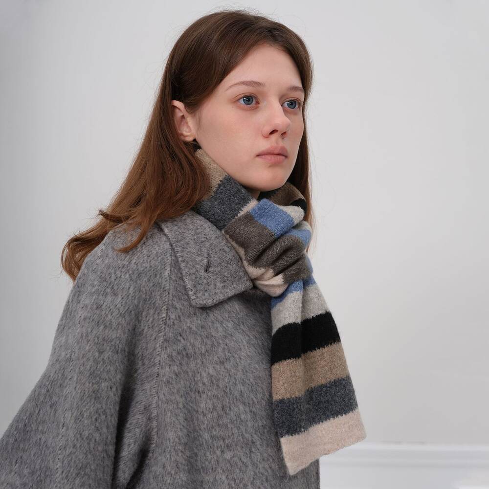 1 Piece Vogue Stripe Polyester Women's Winter Scarves h5Picture4