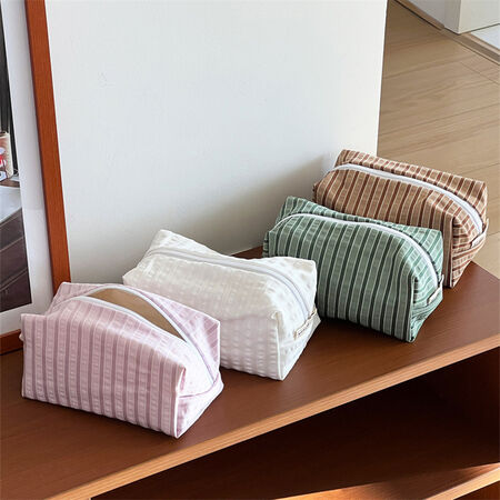 1 Piece Simple Series Casual Strip Canvas Women's Makeup Bags 2