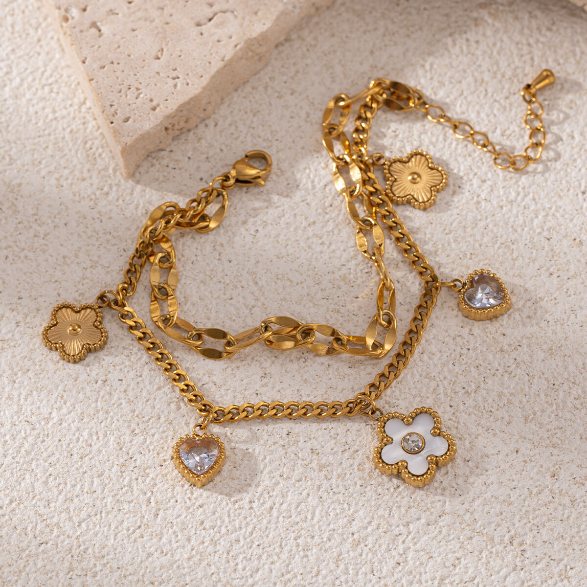 Flower Shape Stainless Steel Waterproof Gold Color Necklaces Set Picture3