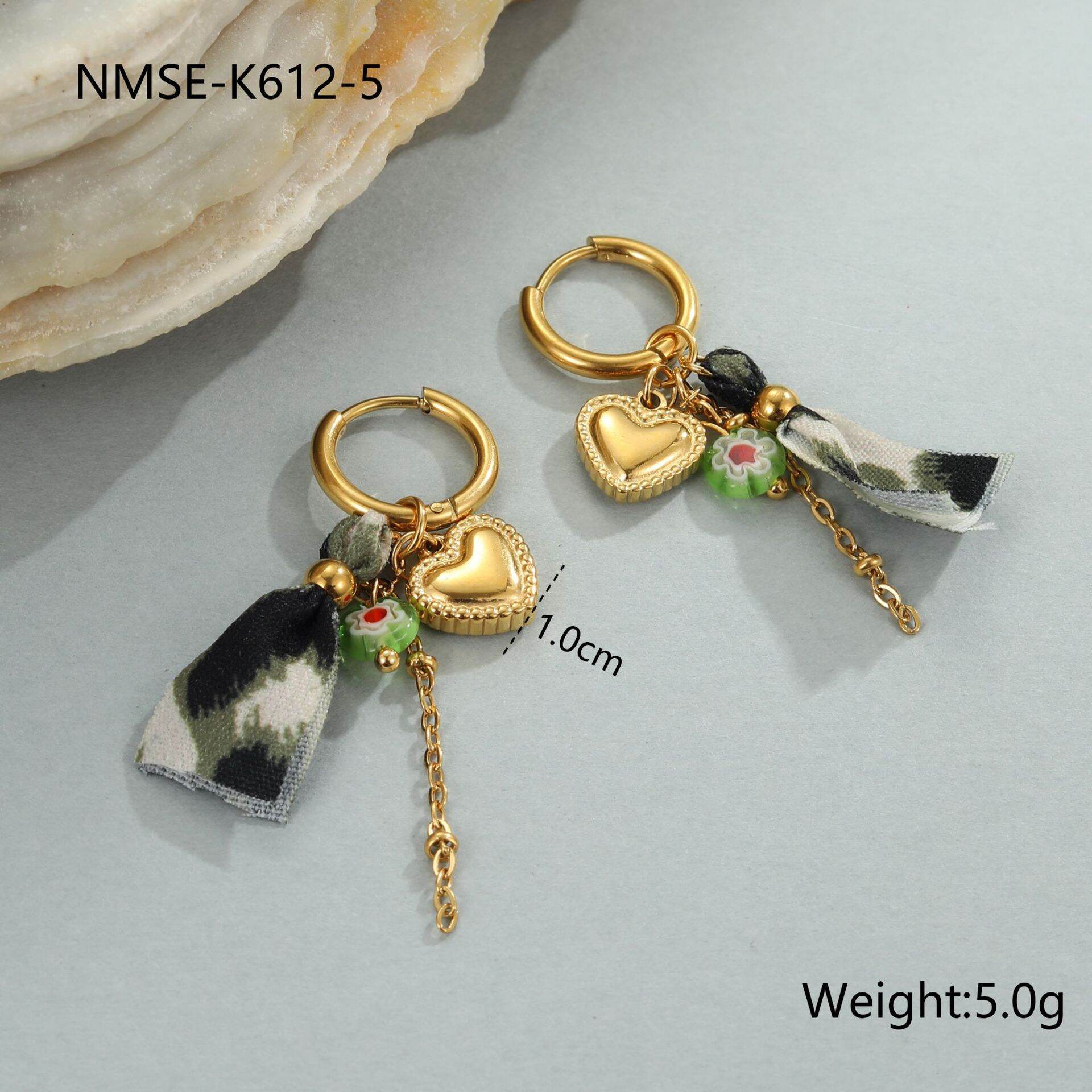 NMSE-K612-5 Orecchini a cuore Immagine5
