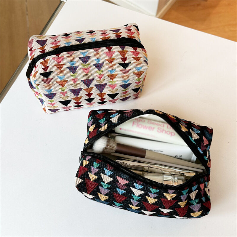 1 Piece Simple Series Retro Plaid Mixed Color Polyester Women's Makeup Bags h5Picture4