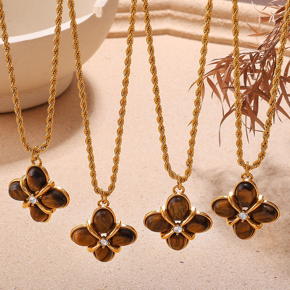 1 Piece Retro Flower Stainless Steel Waterproof Gold Color Natural Stone Pendant Necklace