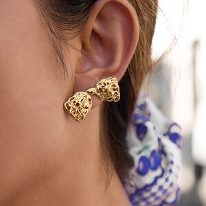 1 Paar romantische, hohle Edelstahl-Ohrstecker in Goldfarbe mit Schleifenmotiv für Damen h5 Bild4