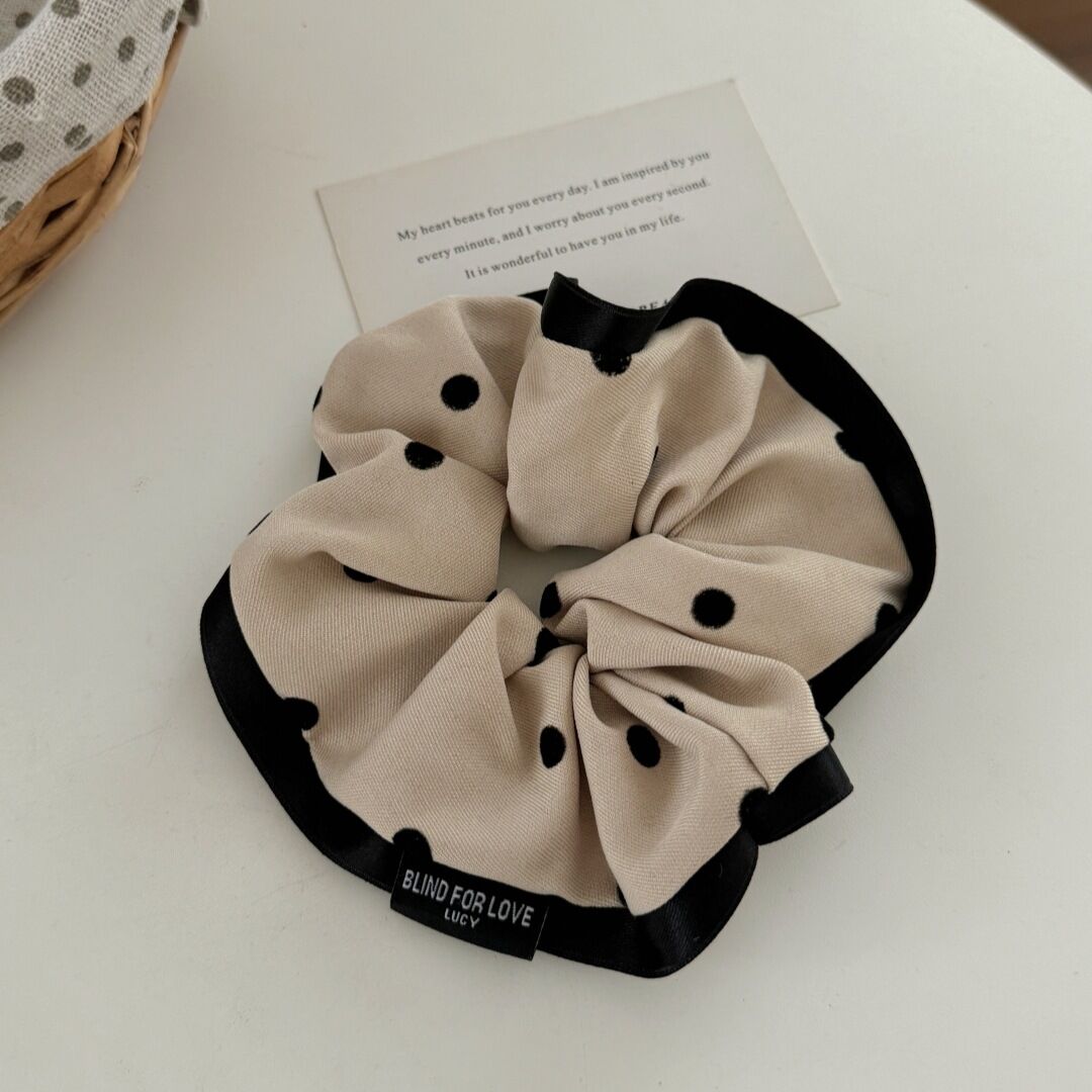 1 Piece Simple Series Retro Polka Dots Fabric Women's Scrunchies