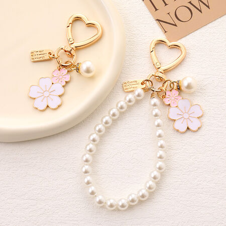 1 Piece Sweet Flower Beaded Phone Chain
