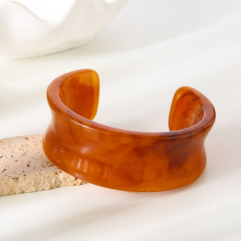 1 Piece Casual Gradient Color Resin Women's Cuff Bracelets Picture3