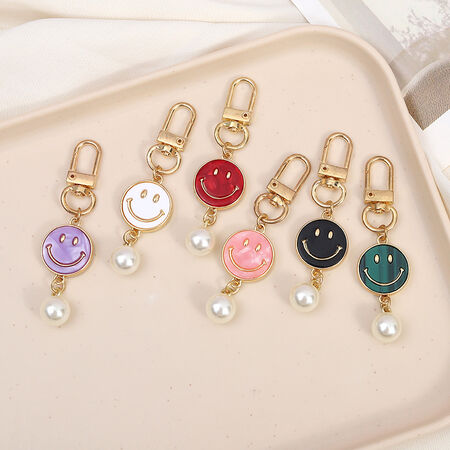 1 Piece Sweet Flower & Smiling Face Key Chain