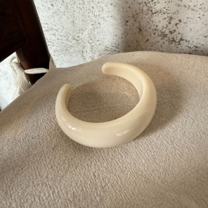 Set Di Braccialetti Con Polsino In Resina A Cerchio Colorato h5 Immagine2