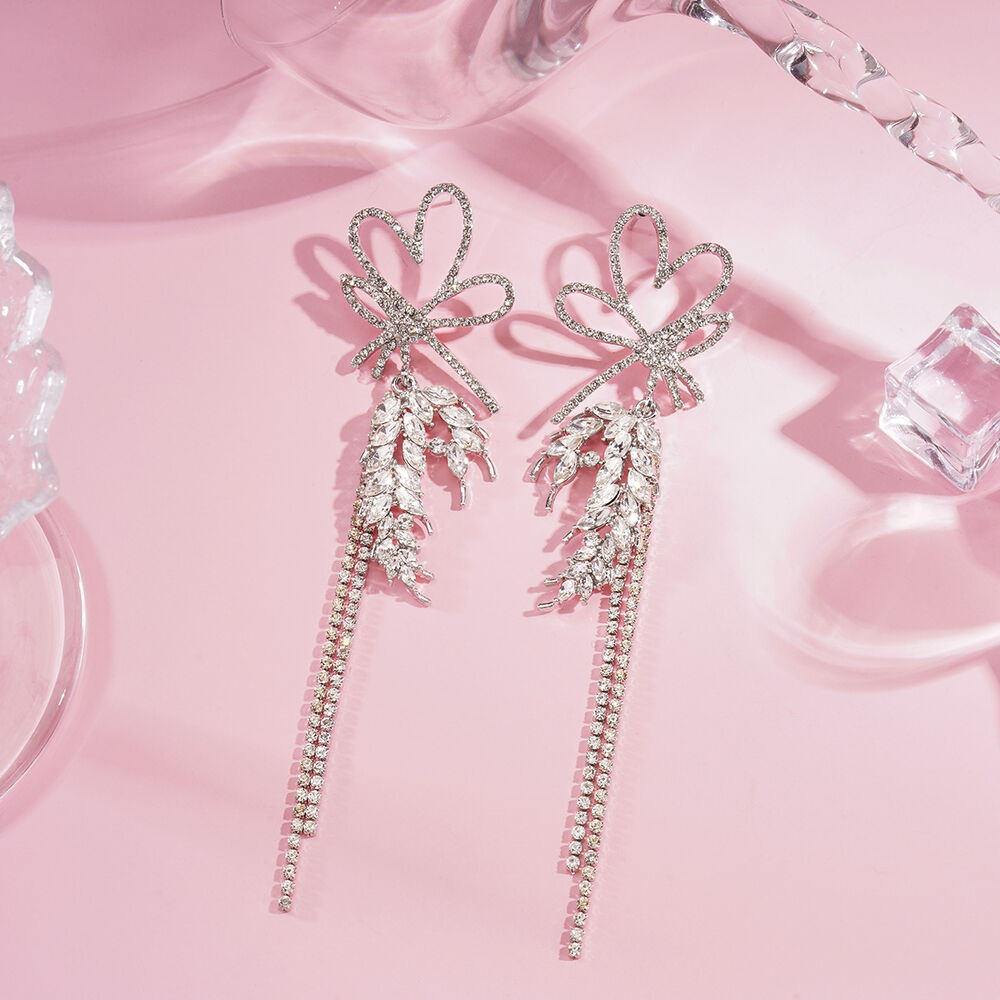 1 Pair Festive Series Flower Tassel Alloy Party Earrings h5Picture4