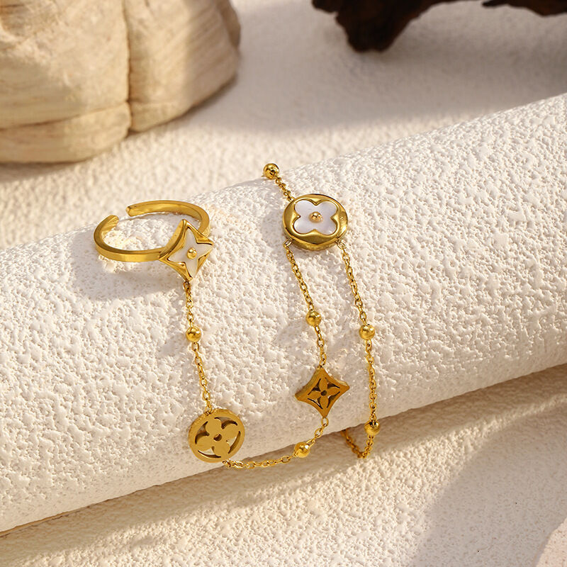 1 Piece Classic Flower Stainless Steel Waterproof Gold Color Chain Bracelet 2