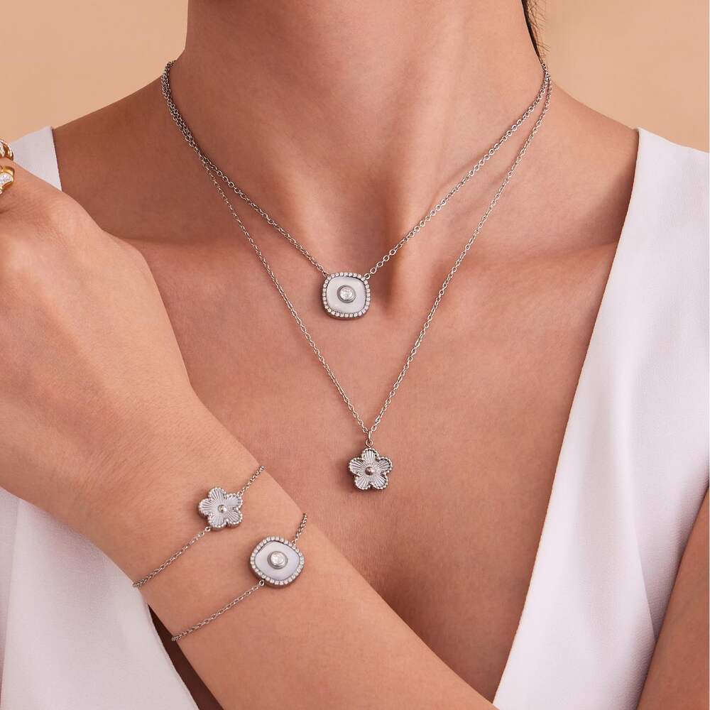 Simple Flower Stainless Steel Waterproof Gold Color Women's Jewelry Sets h5Picture4