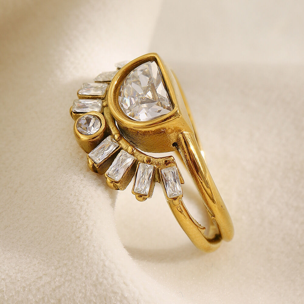 Anillo de acero inoxidable con circonitas de color dorado, resistente al agua, de forma irregular, para mujer, 1 pieza Imagen2