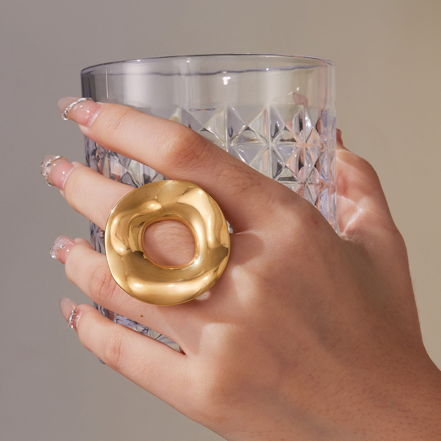 1 Piece Exaggerated Irregular Circle Stainless Steel Waterproof Gold Color Statement Rings Picture4
