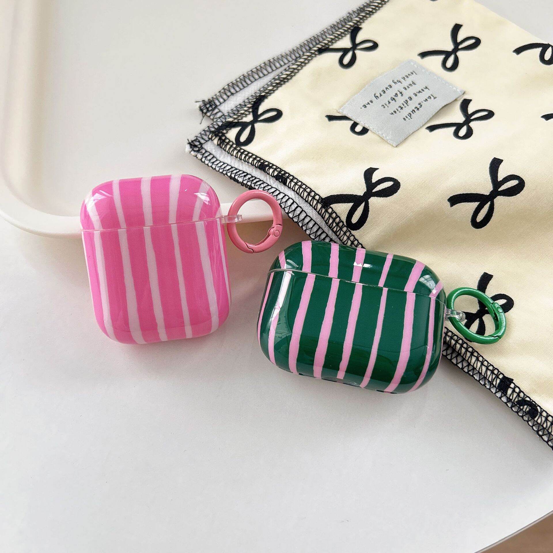 Estuche para auriculares de mujer con diseño personalizado de rayas de colores creativos (1 unidad) 2