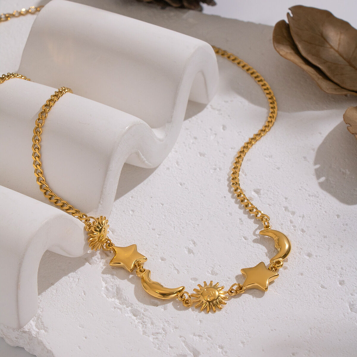 1 Piece Retro Sun Star Moon Stainless Steel Waterproof Gold Color Pendant Necklace