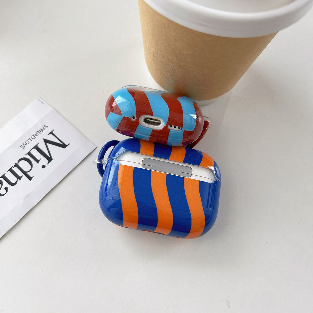 1 Piece Fashionable Color Blocked Wave Stripes Women's Earphone Case Picture2