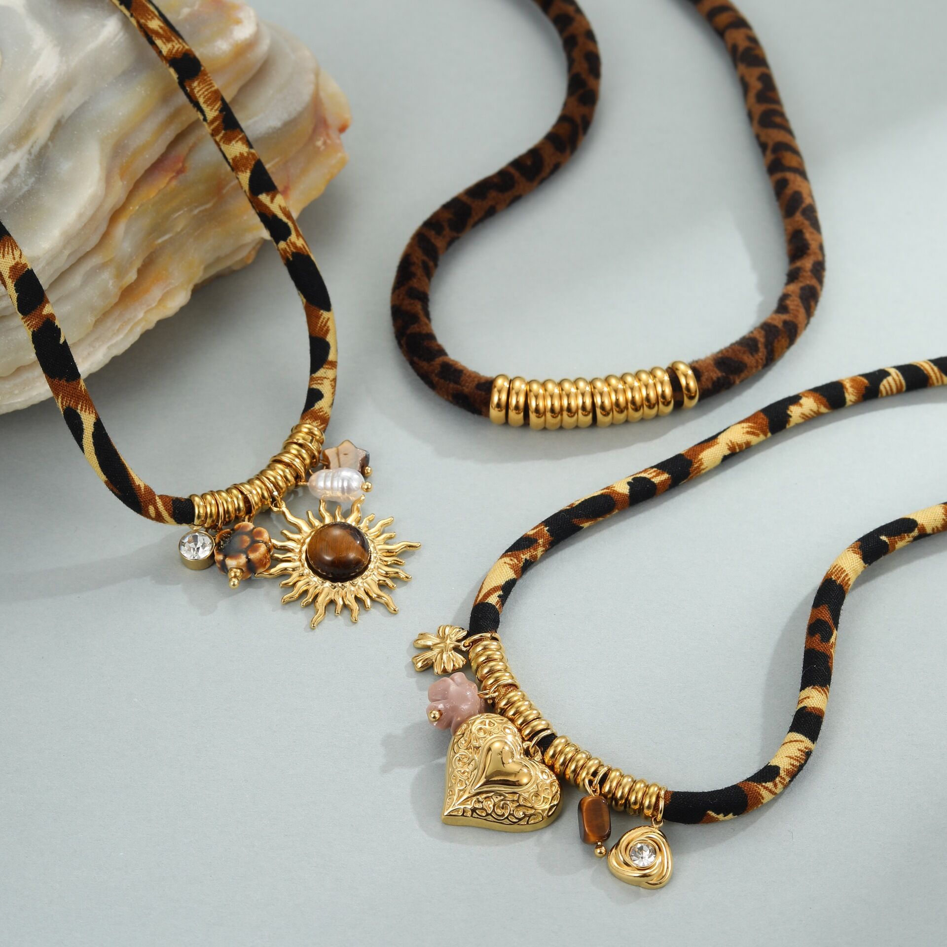 1 Piece Luxurious Flower Heart Sun Leopard Print Stainless Steel Waterproof  Women's Pendant Necklaces 2